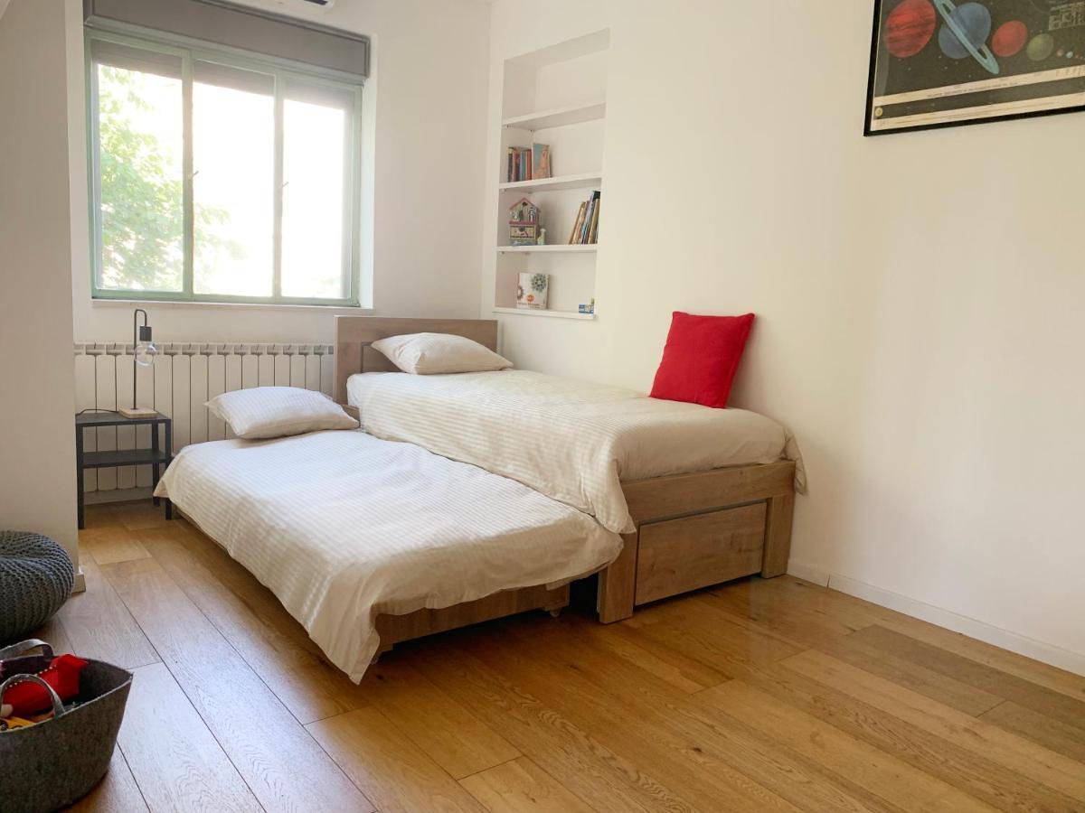 Annie'S Boutique Apartment In 예루살렘 외부 사진